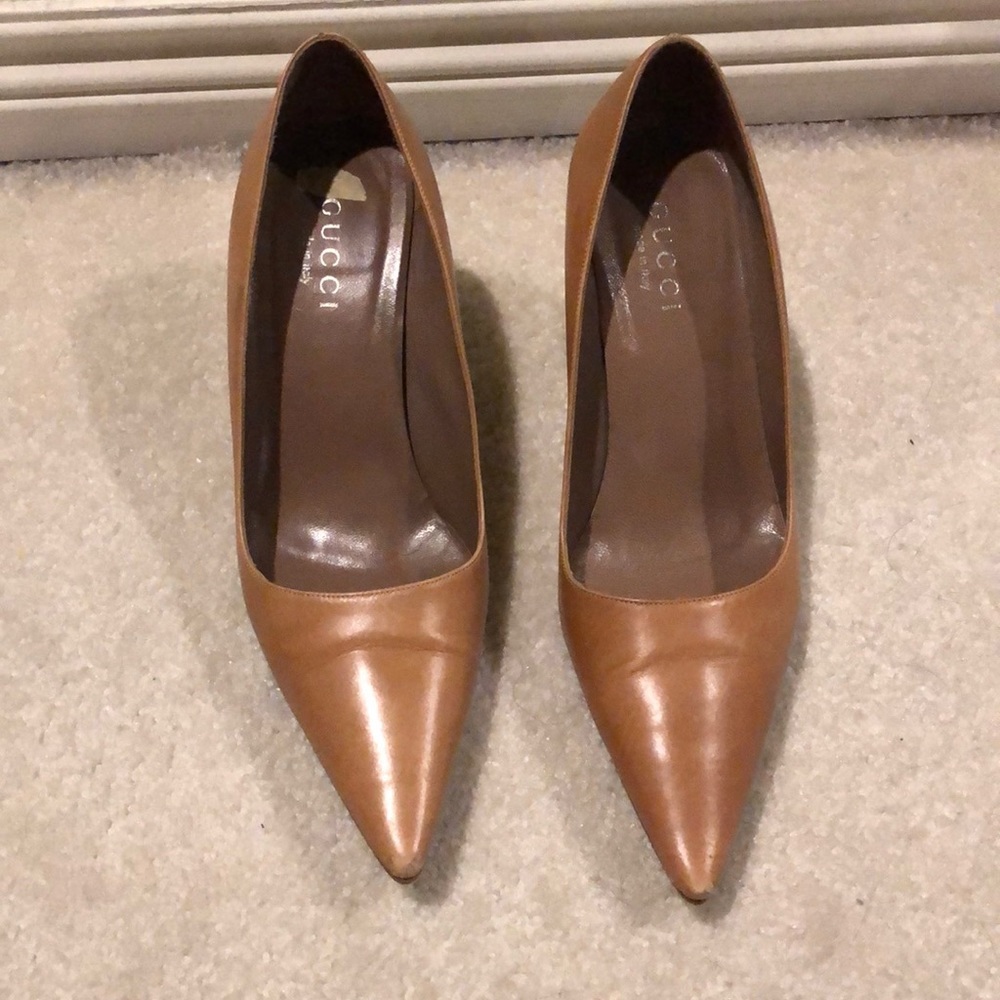 CLASSIC GUCCI HEELS